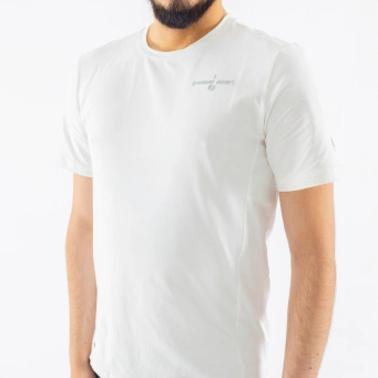 تيشرتات رجالية