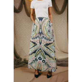 تنانير نسائية