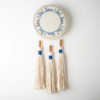 Wall Art & Decorative Accents