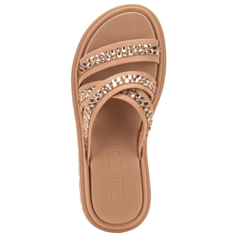 صنادل نسائية