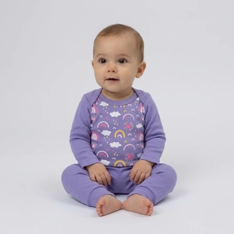 ملابس البنات