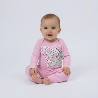 ملابس البنات