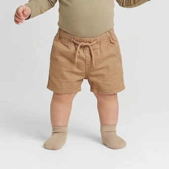 ملابس الأولاد