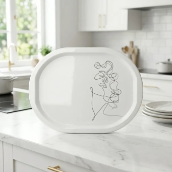 Kitchen & Dining