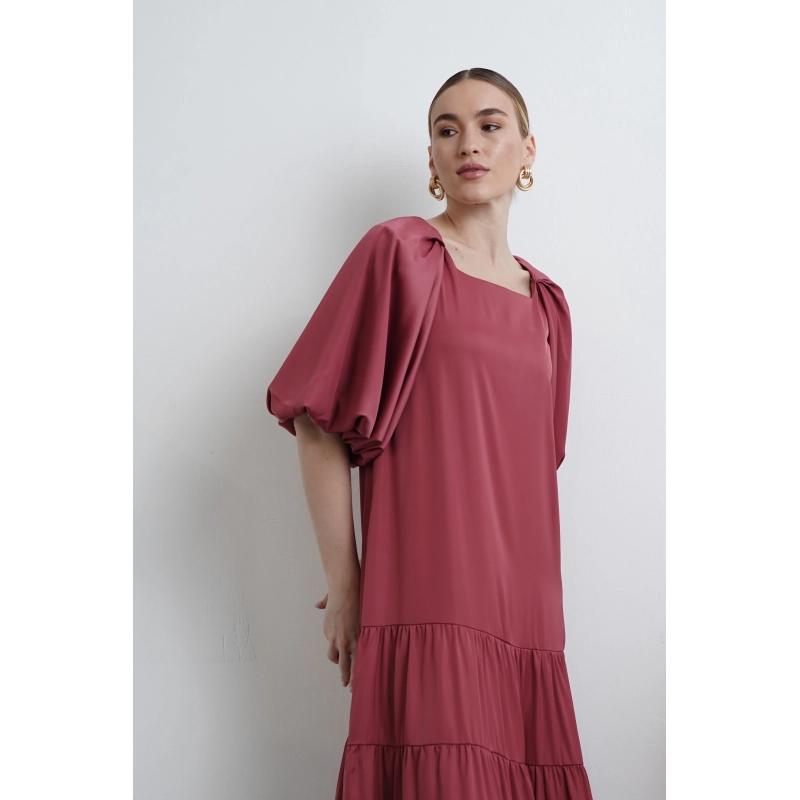 Tiered Dress with Puff Sleeves - Pink