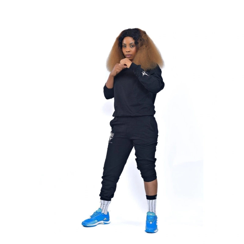 Q-One Sweater - Black
