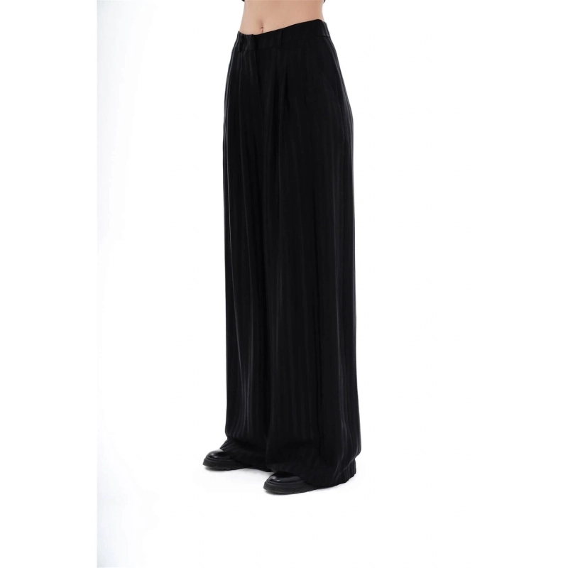 LOOSE FIT STRIPED PANTS