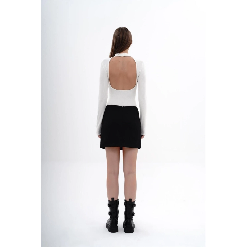 Long Sleeve Rib Body with Back Decollete