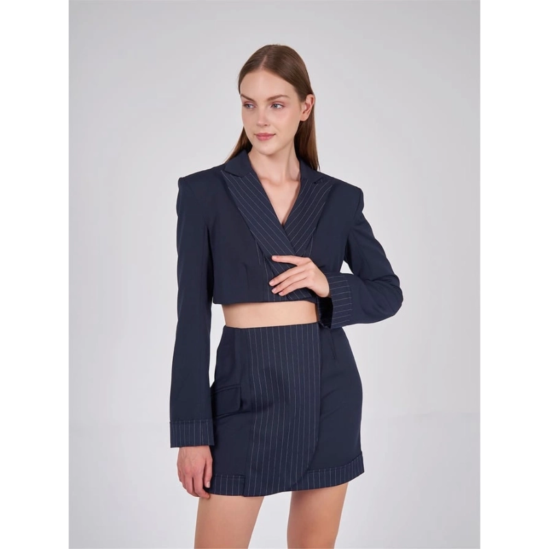 Hybrid Crop Blazer with Striped