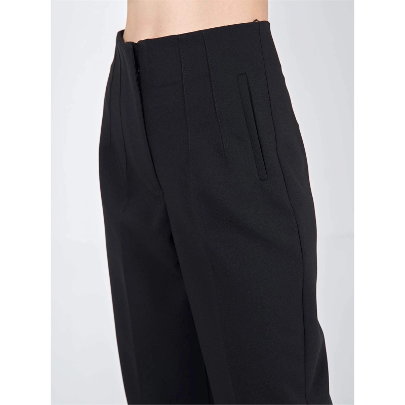 BG DART DETAILED WRIST LENGTH PANTS