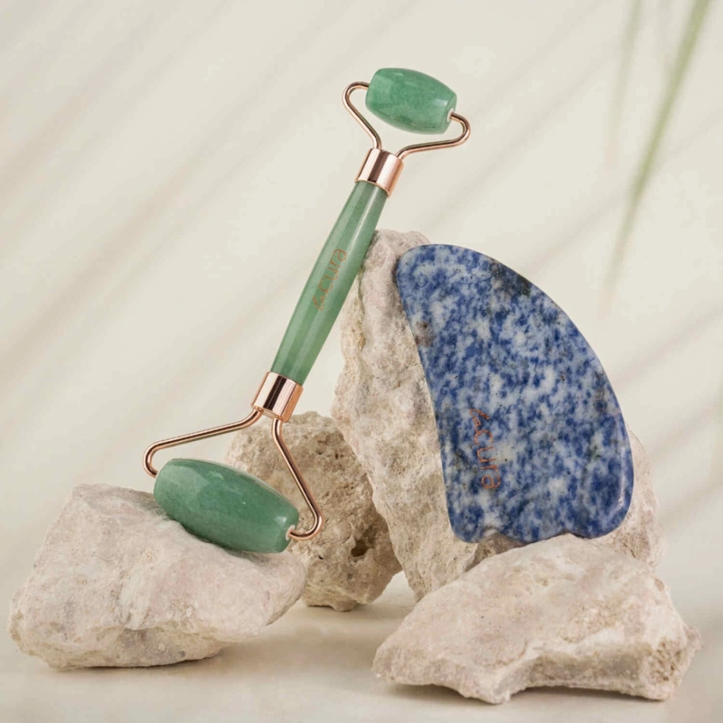 Aventurine Dual-Action Face Roller &mdash; Natural Holistic Care - Green