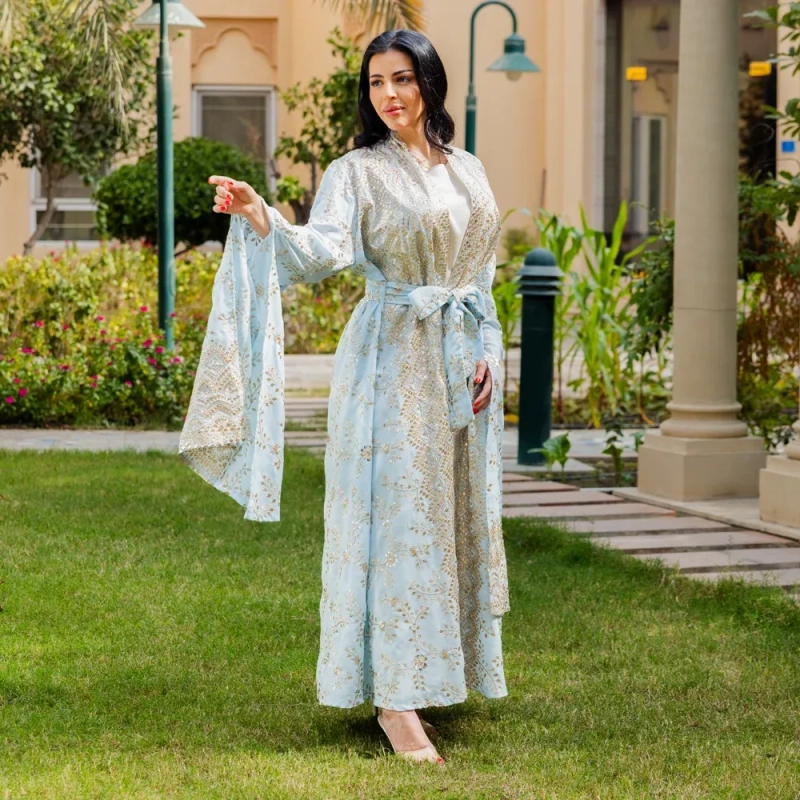 عباية نسائية أنيقة مفتوحة بقصة عادية مع فستان داخلي - كتان مطرز، مناسبة للارتداء اليومي