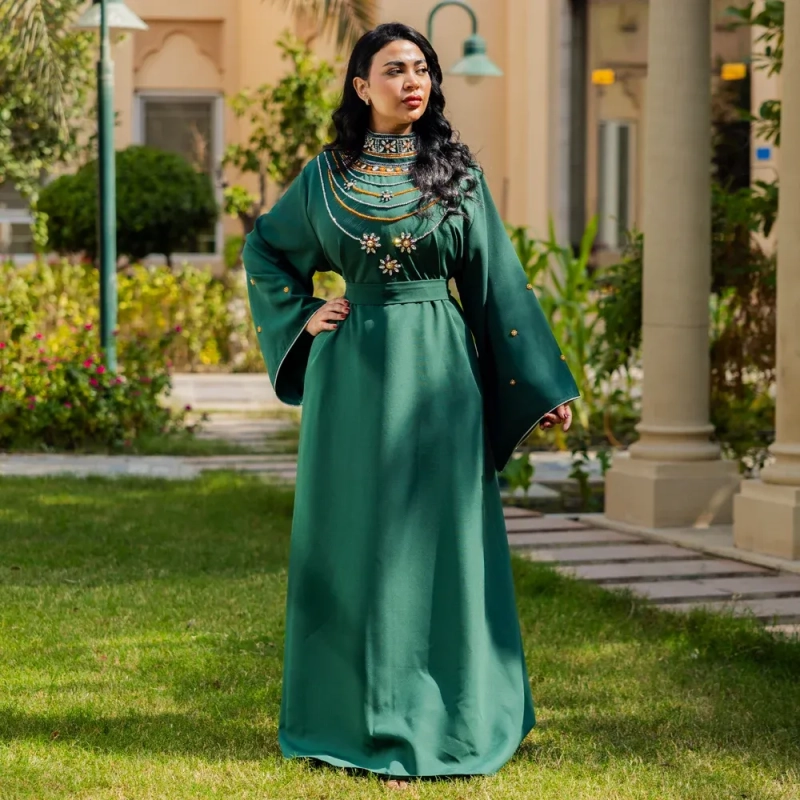 عباية نسائية أنيقة مطرزة بالخرز - للمناسبات الاحتفالية والرسمية