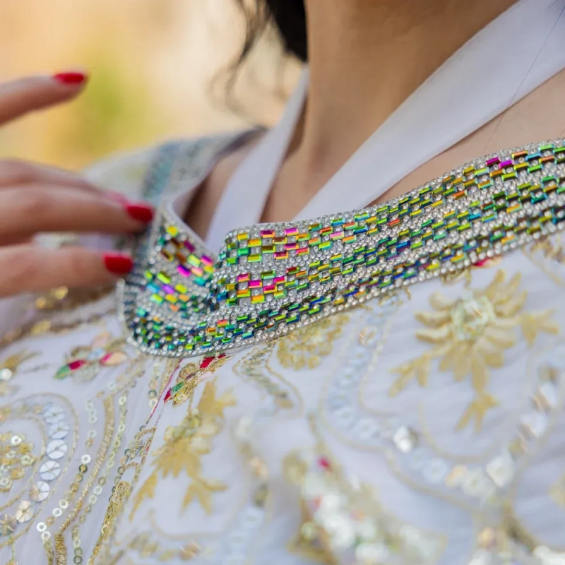 دراعة للنساء أنيقة مطرزة ومزينة بالخرز - فري سايز، مناسبة للمناسبات الرسمية