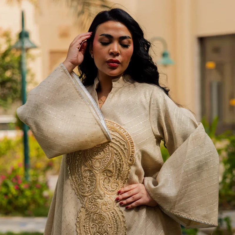 Women's Elegant Regular-Fit Closed Abaya - Embroidered Linen, Daily Modest Wear