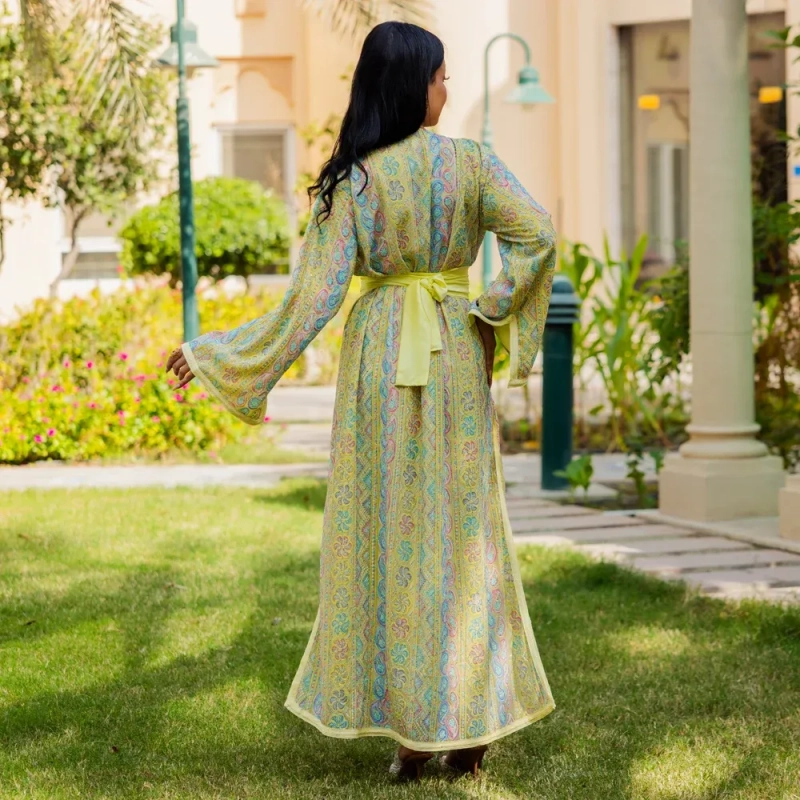 قفطان نسائي أنيق مفتوح بقصة عادية مع حزام - كريب مطرز، مناسب للمناسبات الاحتفالية والارتداء اليومي