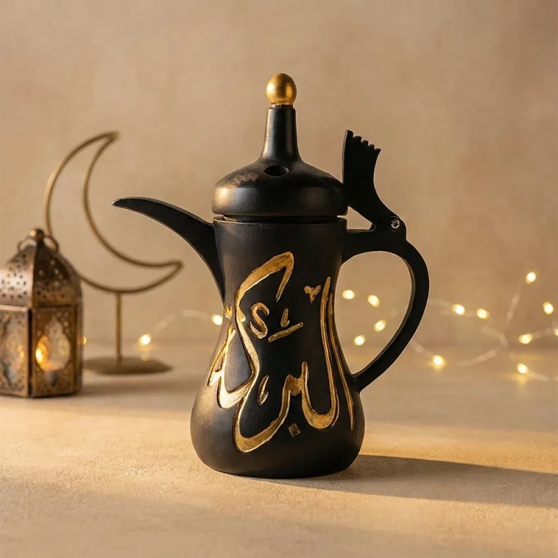 Incense Burner &ndash; Black &amp; Gold - A sophisticated blend of traditional fragrance and modern elegance