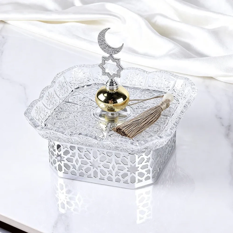 Square Ramadan Serving Tray - Silver color &ndash; A shimmering centerpiece for your festive hospitality