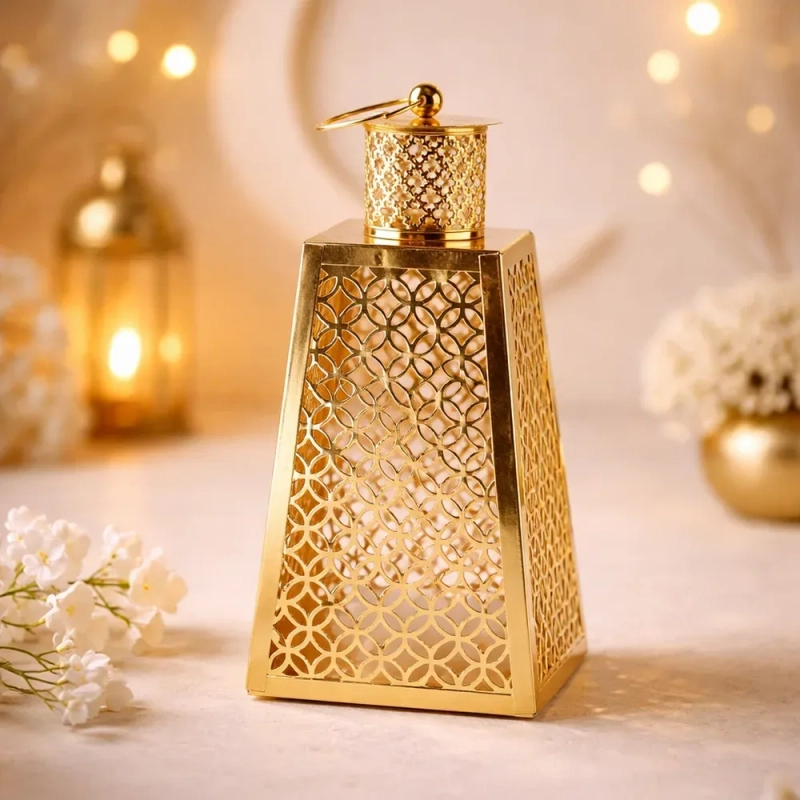 Filigree Lantern -Golden Color - A timeless masterpiece of light and intricate artistry