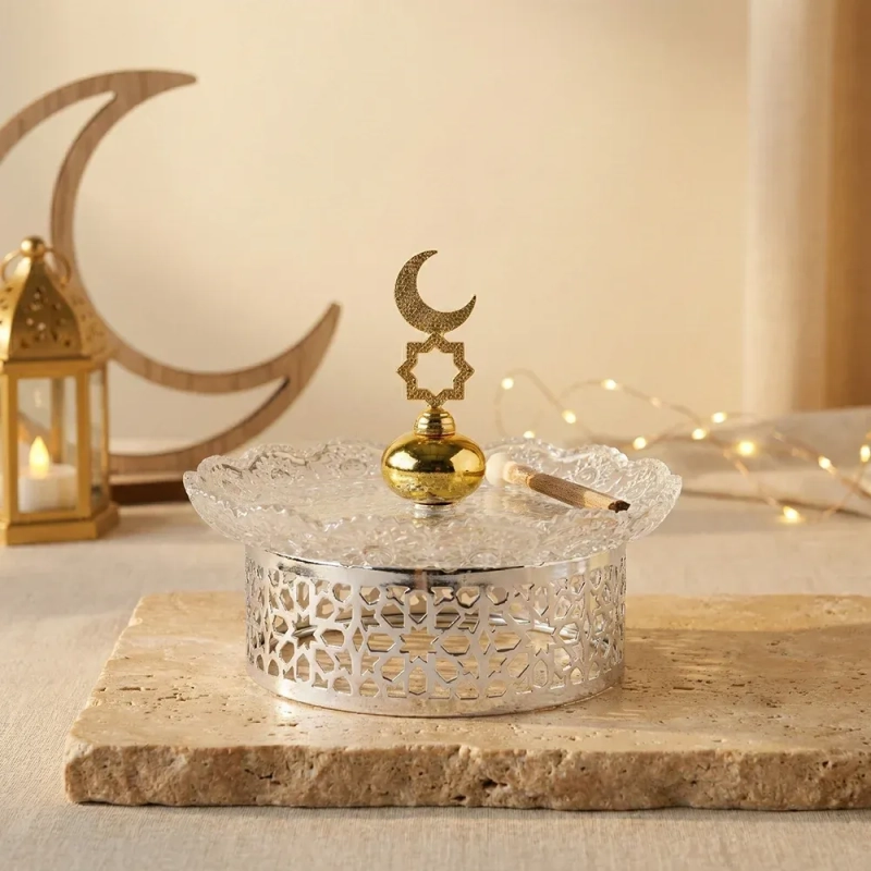 Round Ramadan Serving Tray - Silver color &ndash; A shimmering centerpiece for your festive hospitality
