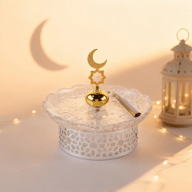 Round Ramadan Serving Tray - Silver color &ndash; A shimmering centerpiece for your festive hospitality