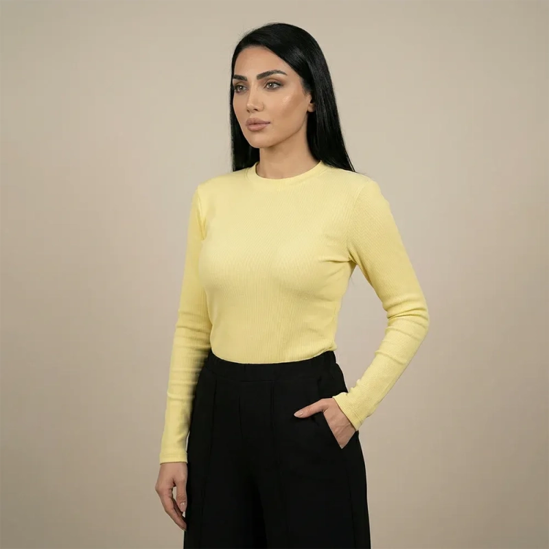 توب سادة ضيق بأكمام طويلة &ndash; نسائي &ndash; تصميم أنيق وبسيط وأساسي للاستخدام اليومي