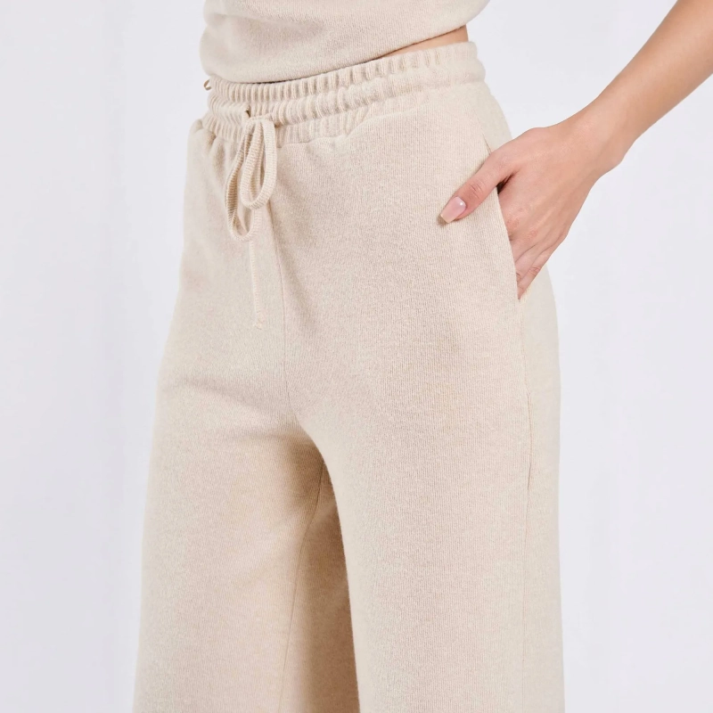 Women&rsquo;s Turtleneck Knit Set: Sleek High-Neck Top &amp; Coordinating Trousers &ndash; Comfy Relaxed Fit &ndash; Timeless Daily Wear