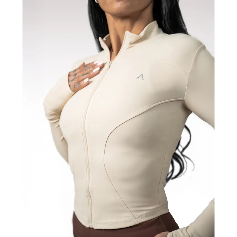 Women&rsquo;s Sleek Zip-Up Active Jacket &ndash; Modern Fit &amp; Everyday Performance &ndash; Black