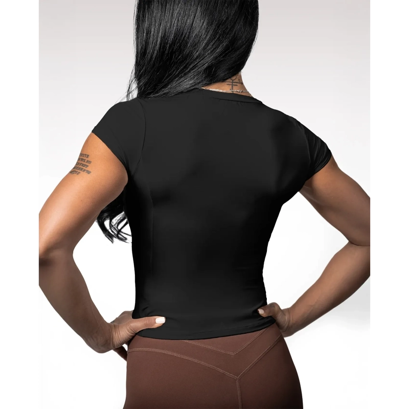 Women&rsquo;s Streamlined Active Top &ndash; Breathable Stretch Fabric for Everyday Movement