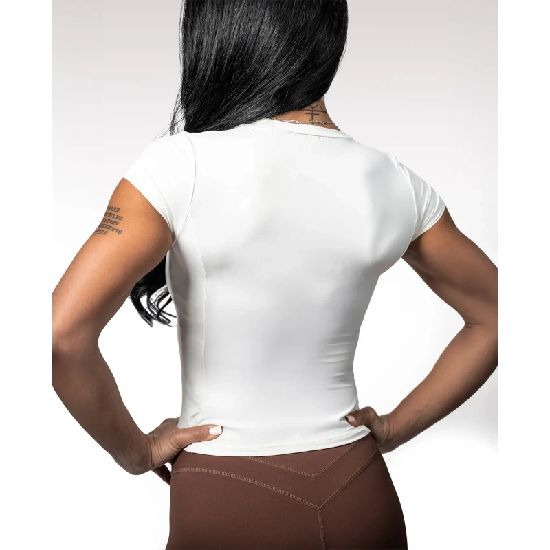Women&rsquo;s Streamlined Active Top &ndash; Breathable Stretch Fabric for Everyday Movement
