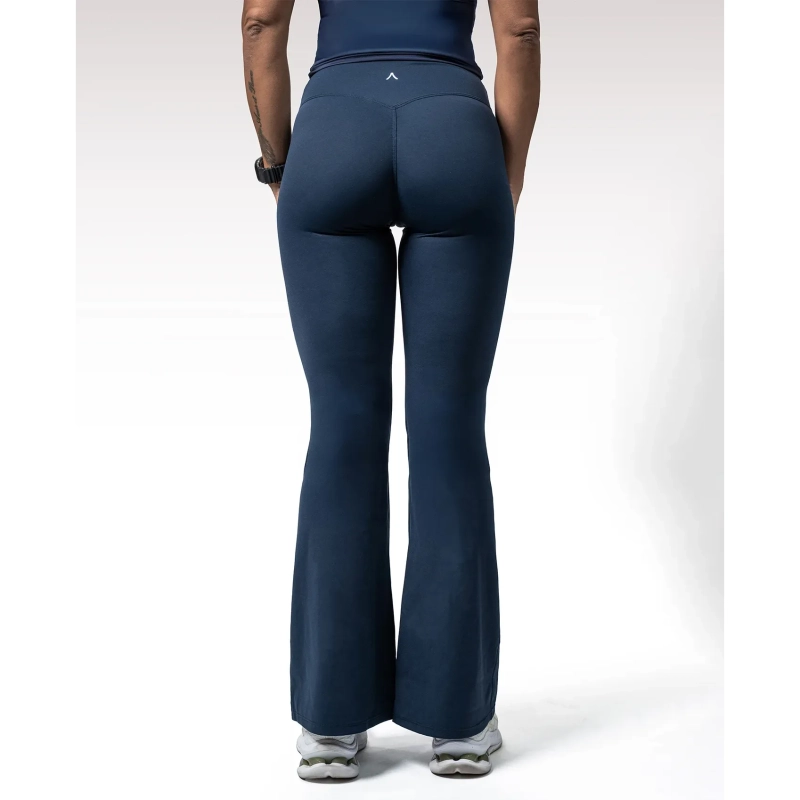 Soft Motion Flared Bottoms &ndash; Breathable Comfort &amp; Flattering Fit