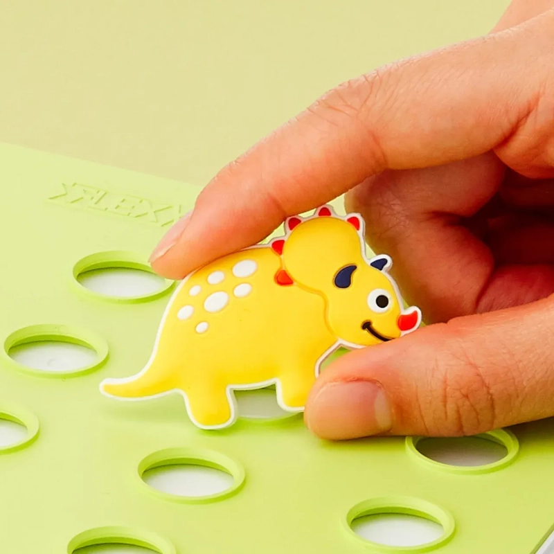 Triceratops FlexCharmz &ndash; Dinosaur Edition Silicone Accessory for Bento Box &amp; Cutlery