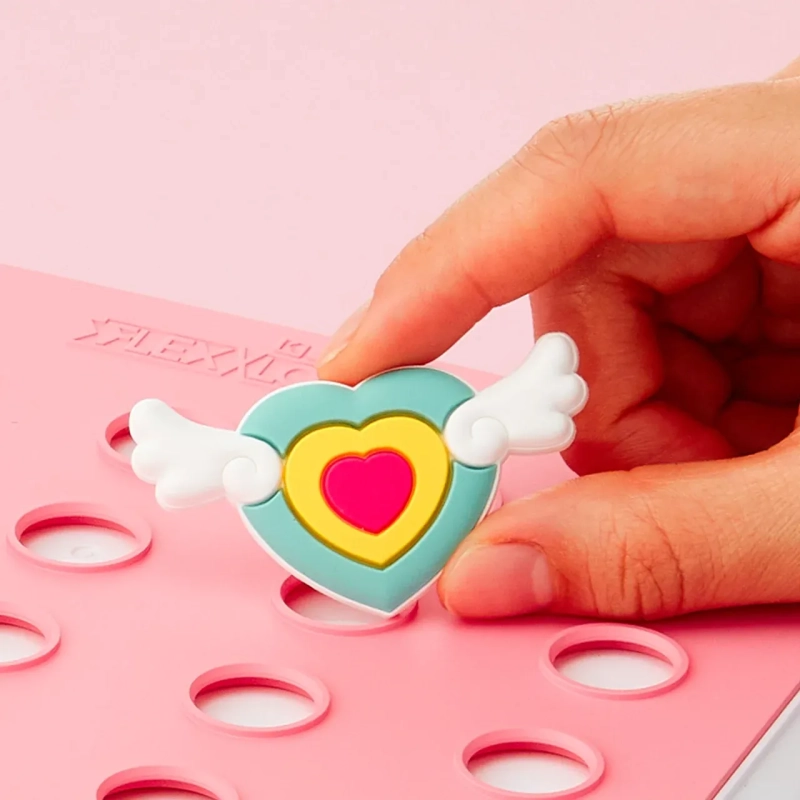 Heart FlexCharmz &ndash; Love &amp; Encouragement Silicone Accessory for Bento Box &amp; Cutlery