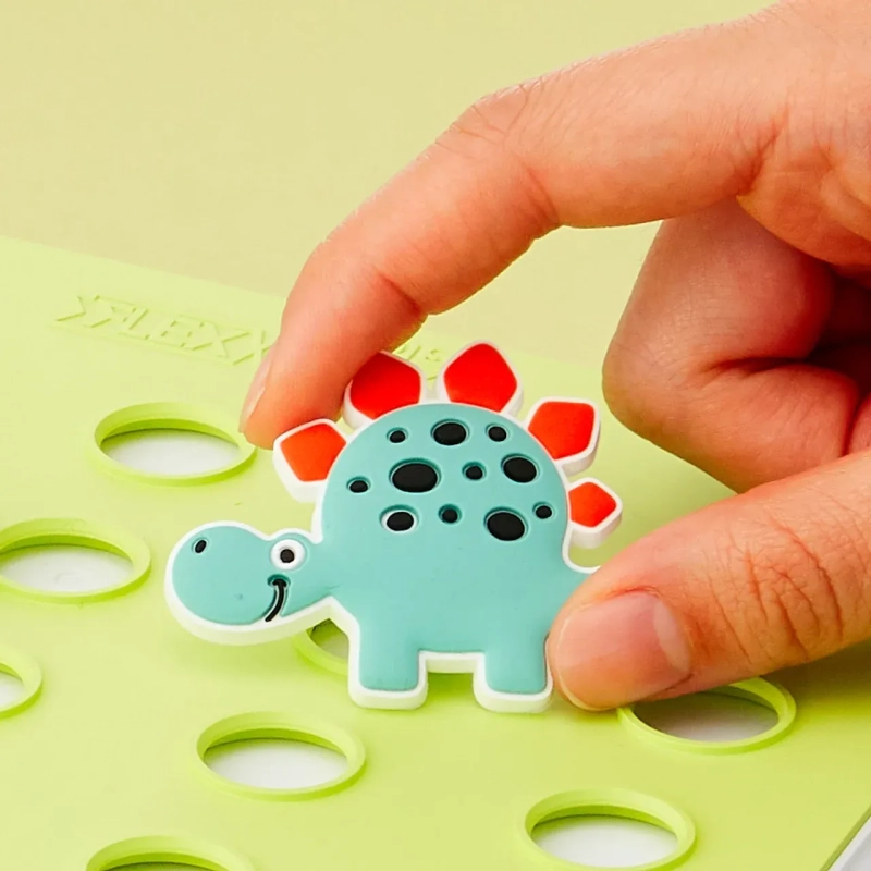Stegosaurus FlexCharmz &ndash; Dinosaur Edition Silicone Accessory for Bento Box &amp; Cutlery