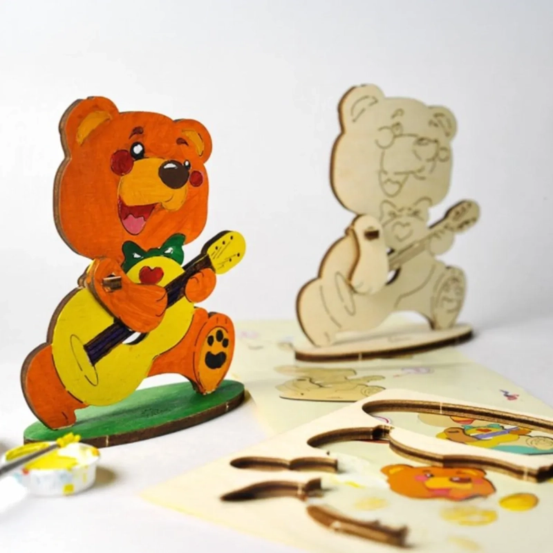 Creative Wooden Colouring Bear-cub Model &ndash; Interactive Mechanical DIY Kit for Young Artists