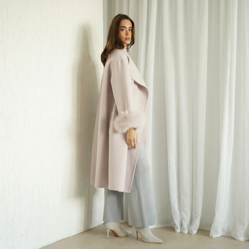 Women's Fur-Trimmed Wool Coat - Elegant Seasonal Wear - Lavender