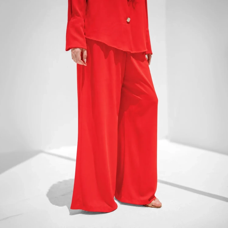 Women's Regular Wide-Leg Pants - Luxurious Travel &amp; Elegant Casual Wear - Red
