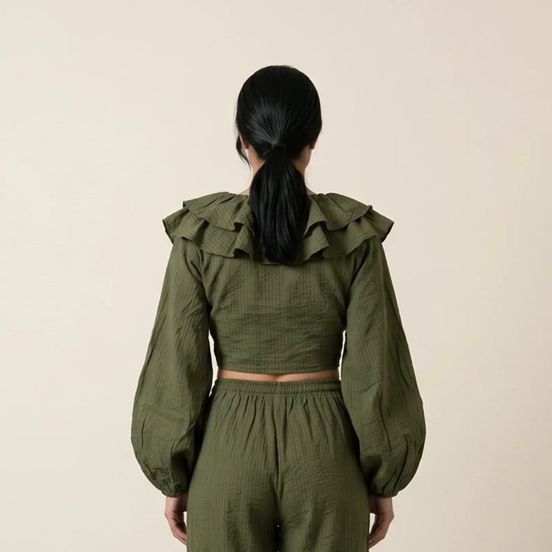 Women's Regular Ruffle Blouse - Romantic Chic &amp; Summer Party Styling - Olive Green